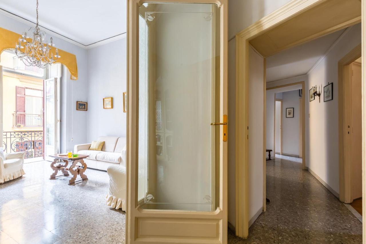 Rettifilo Family Apartment By Wonderful Italy Naples Exterior photo